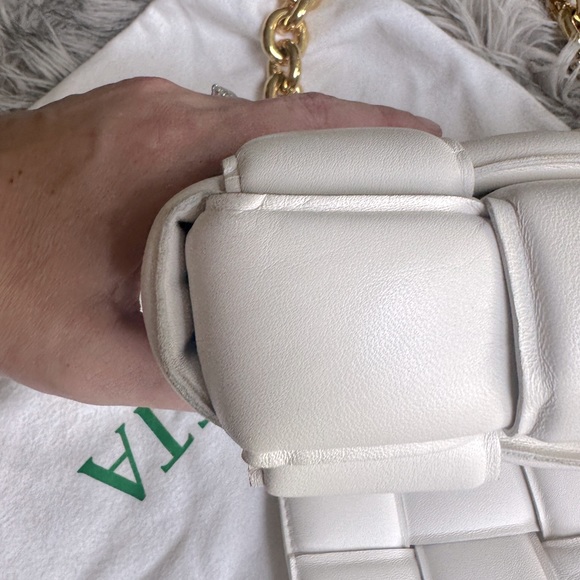 Bottega Veneta Chain Cassette Padded Intrecciato Crossbody Bag - White/Gold - Picture 5 of 14
